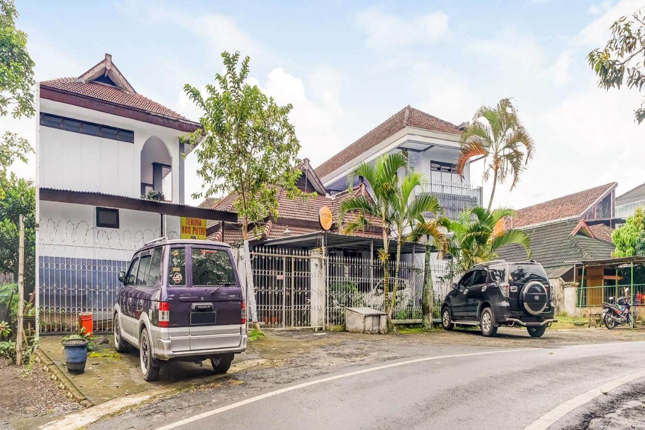Spot On 90797 Sukun Syariah Homestay Malang Exterior photo